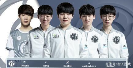 她在日常训 她在日常训